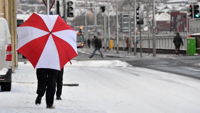 <p>Met Éireann's latest prediction says that Friday will start cool with frosty patches on the ground. Picture: Dan Linehan</p>