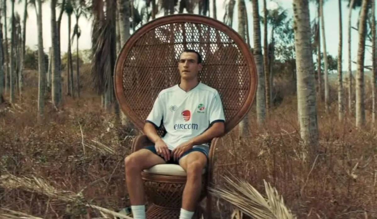 Eanna Hardwicke as Roy Keane in a screenshot from Saipan Eanna Hardwicke as Roy Keane in a screenshot from Saipan