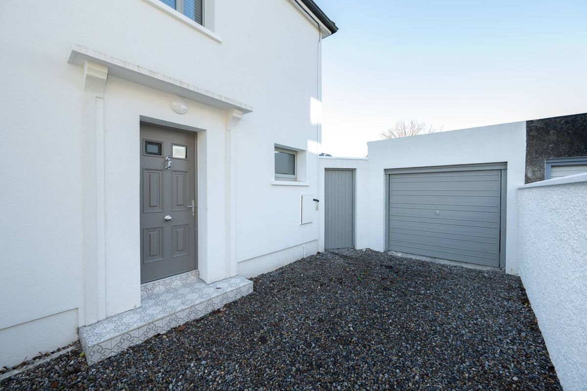 A new front door at Gorsefield