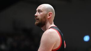 <p> Keelan Cairns calls on the supporters to make some noise for Ballincollig. Pic: Larry Cummins.</p>