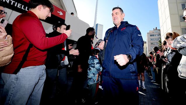 <p>FRENCH TEST: Munster's Head Coach Clayton McMillan arrives ahead of the match. Pic: INPHO/Billy Stickland</p>