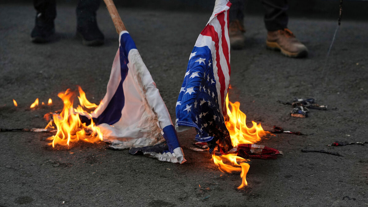 Donald Trump says Iran wants to talk as death toll from protests rises