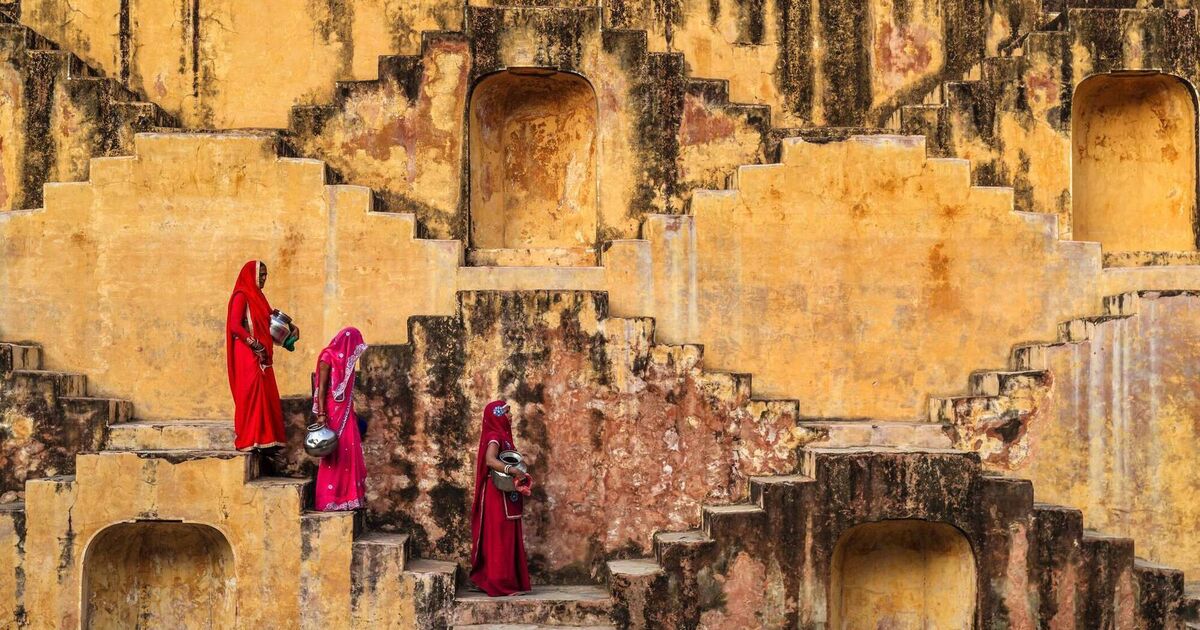 Departure Lounge: On your way home from India, you’ll spend three nights in Dubai