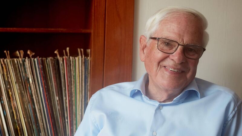 Seán Ó Sé obituary: A remarkable singer best known for An Poc Ar Buile  