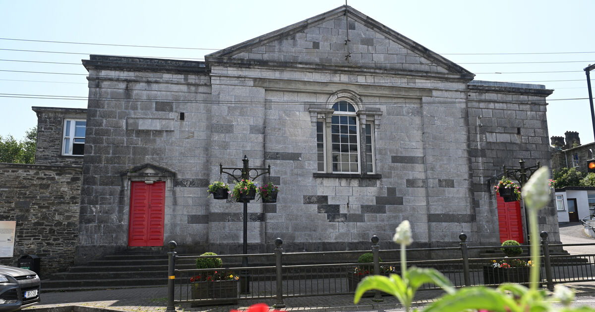 Man arrested at 3.30am in West Cork was so drunk he 'couldn&rsquo;t stand or speak'