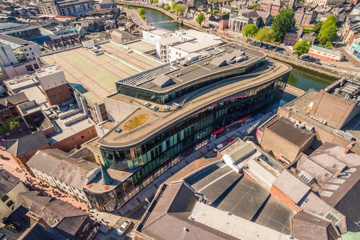 A view of Half Moon Street from overhead A view of Half Moon Street from overhead
