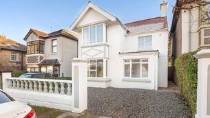 <p>Phoenix House, 47 Marble Hall Park, Ballinlough</p>