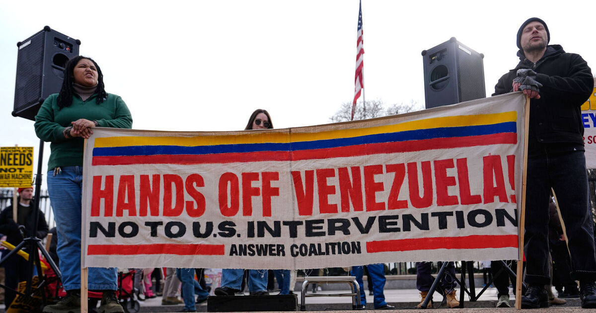 Letters to the Editor: Trump’s Venezuela oil grab starts the year with a bang