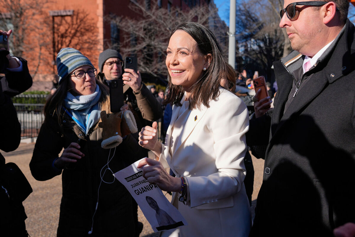 Venezuelan opposition leader María Corina Machado after greeting supporters on Pennsylvania Avenue near the White House following a meeting with President Donald Trump Thursday, Jan. 15, 2026, in Washington. (AP Photo/Pablo Martinez Monsivais)