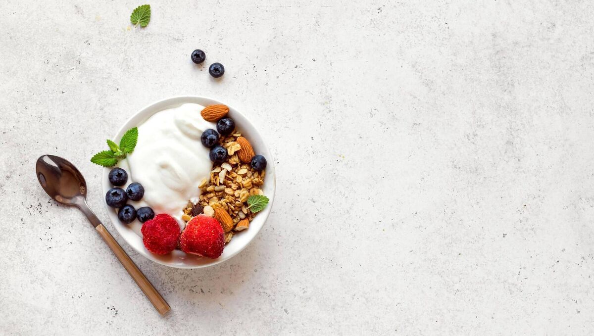 Sophie Morris: “Adding nuts and seeds to your breakfast in any way you can is a good thing to do because you’re getting fibre, healthy fats, and other micronutrients into your meal. That’s a really good hack.”