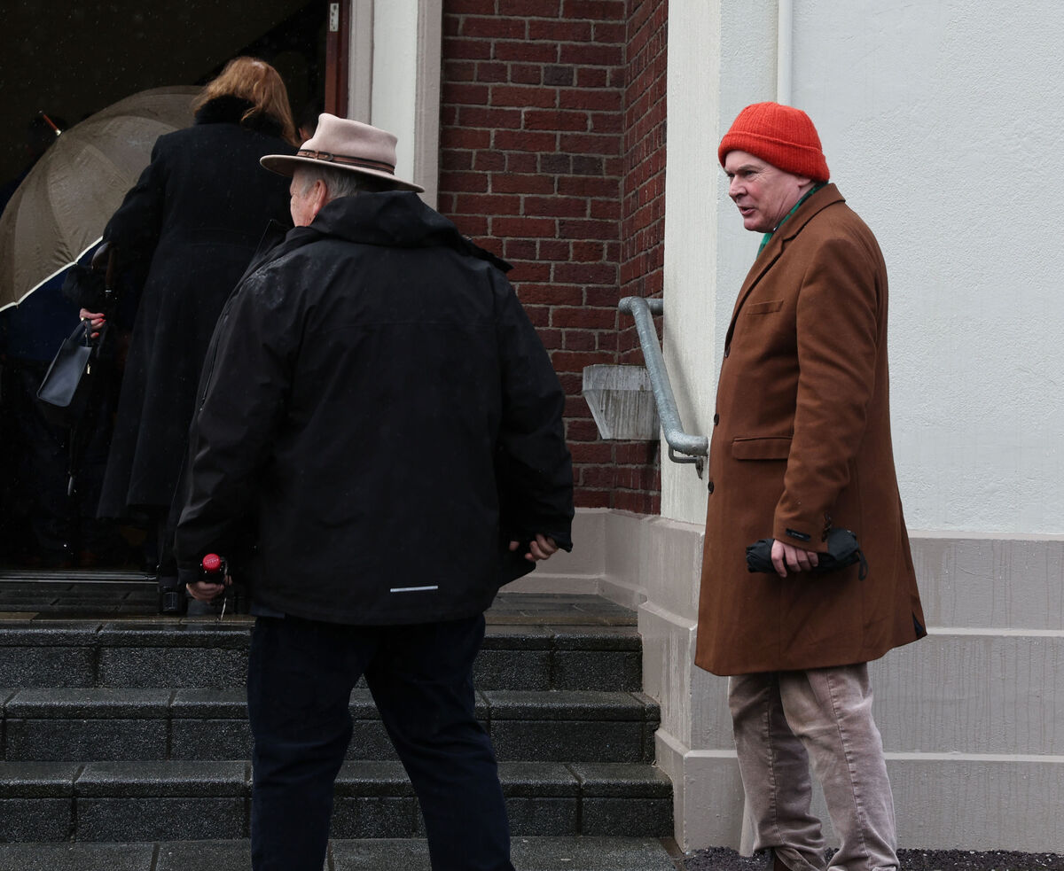 Singer-songwriter John Spillane arriving at Our Lady of Lourdes Church, Ballinlough Rd, Cork, for Seán Ó Sé's funeral Mass on Friday. Picture: Jim Coughlan