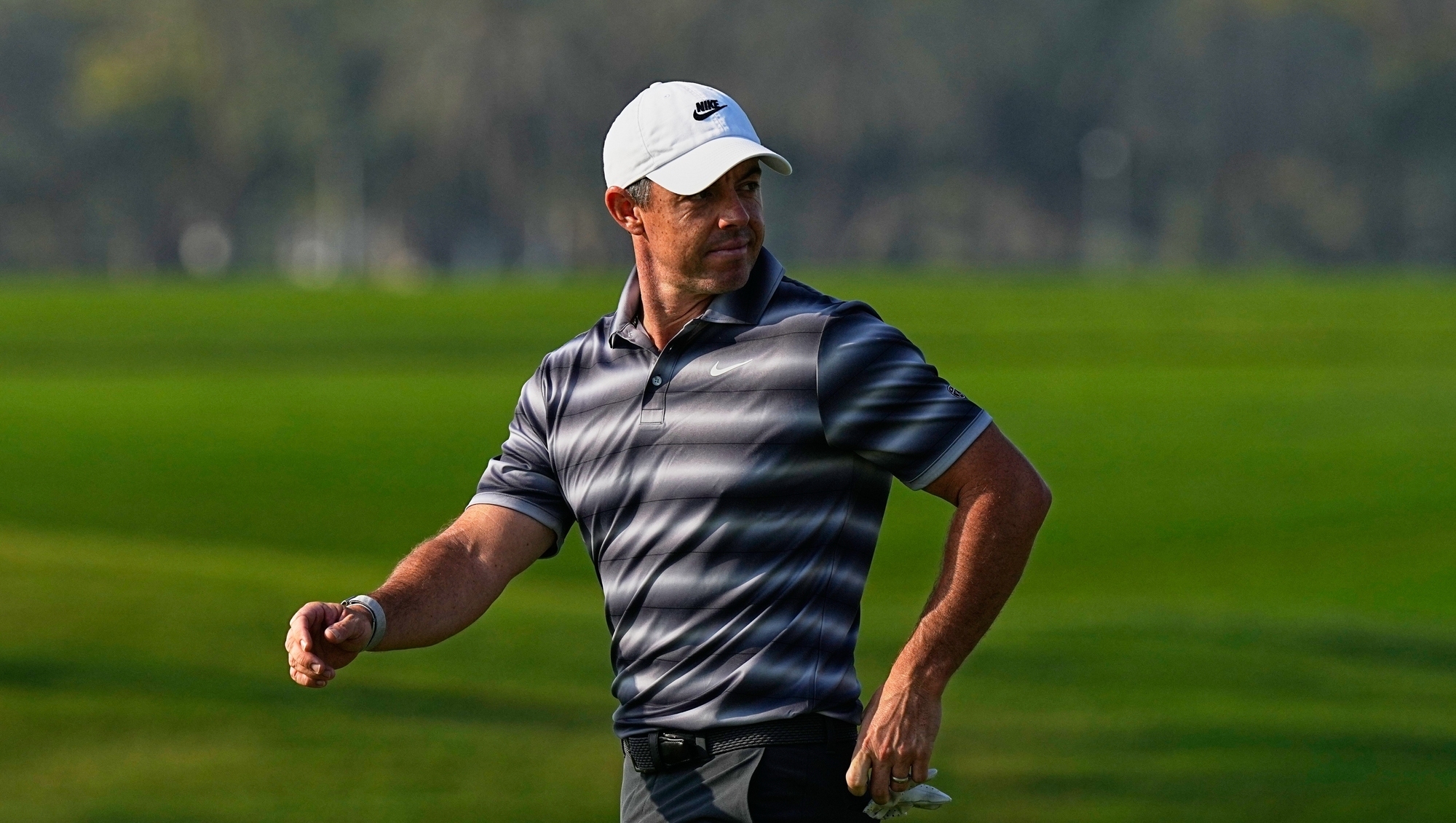 Rory McIlroy and Shane Lowry in contention heading into Sunday in Dubai