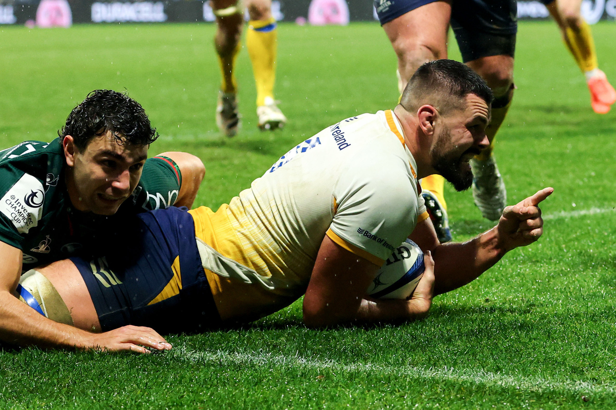 Leinster labour to win against battling Bayonne