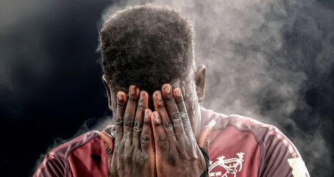 A view of steam coming off of Edwin Edogbo dejected after the game 17/1/2026