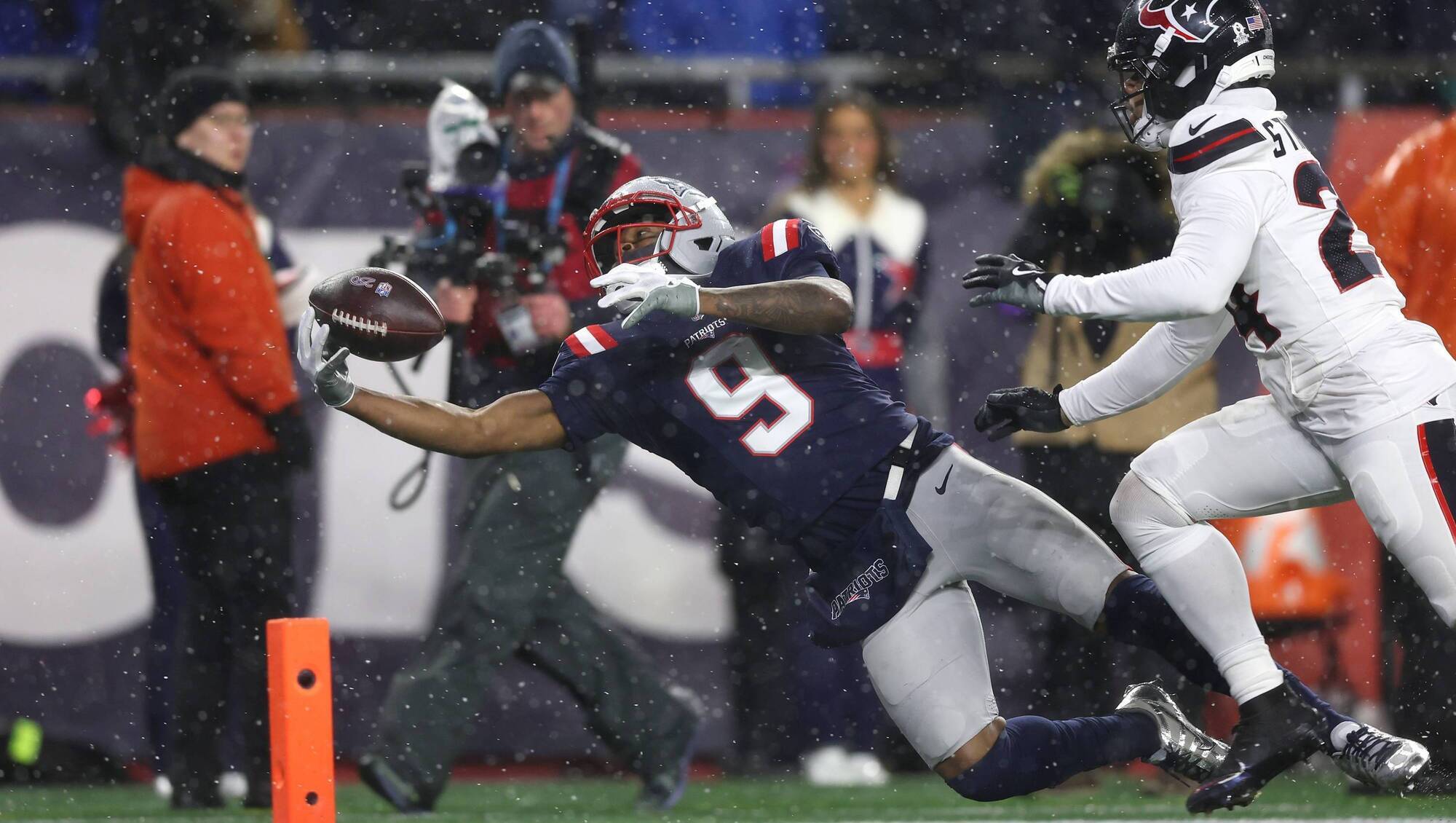 New England Patriots move closer to Super Bowl with win over Houston Texans