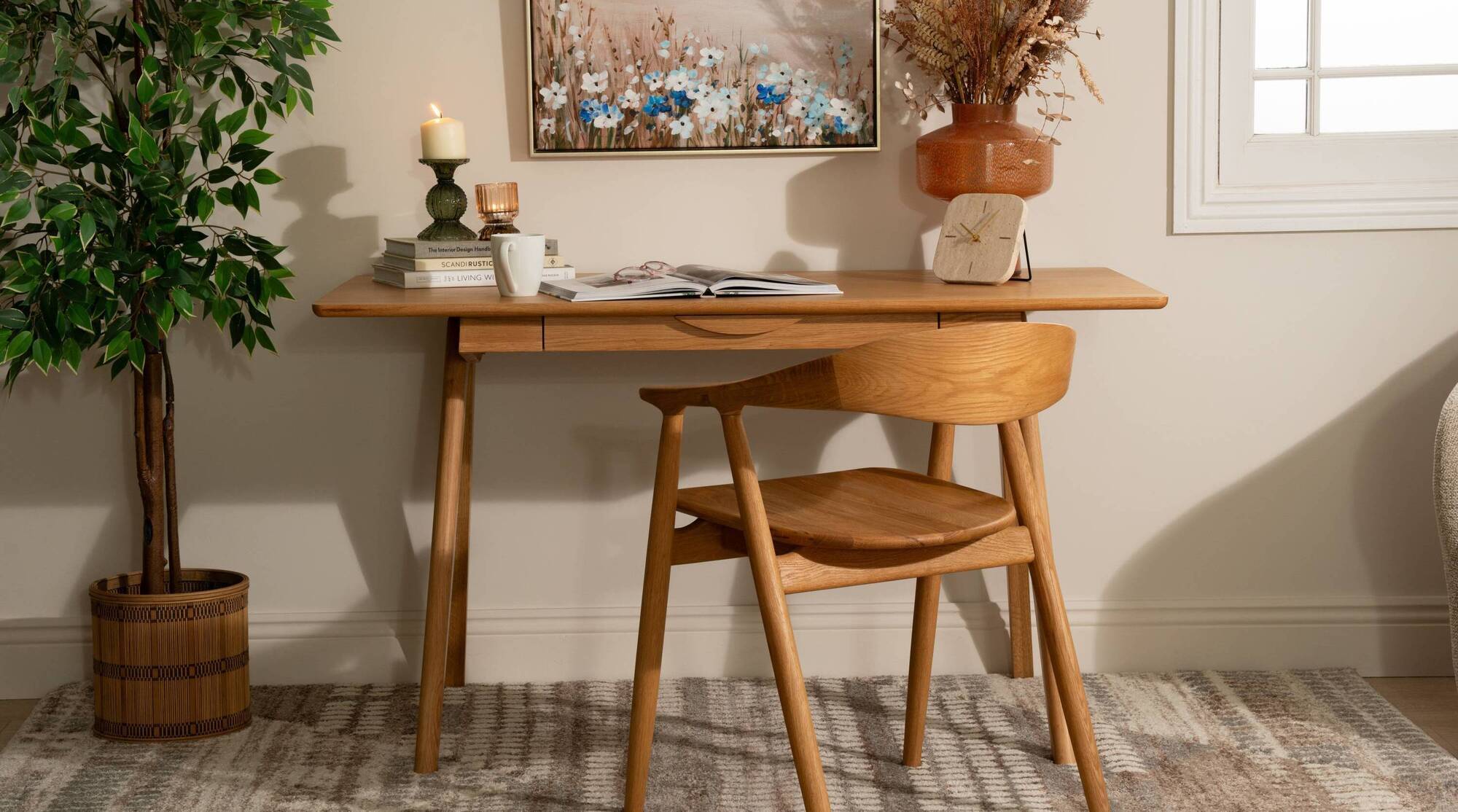 Wish List: Cool colours, desks that declutter, and refreshing rugs