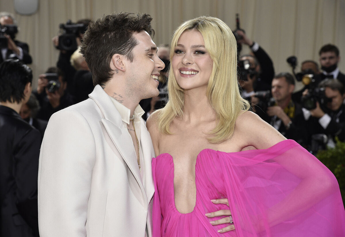Rumours have abounded of a feud ever since Brooklyn (left_ married American actress — and billionaire heiress — Nicola Peltz (right) in 2022. File photo: Evan Agostini/Invision/AP