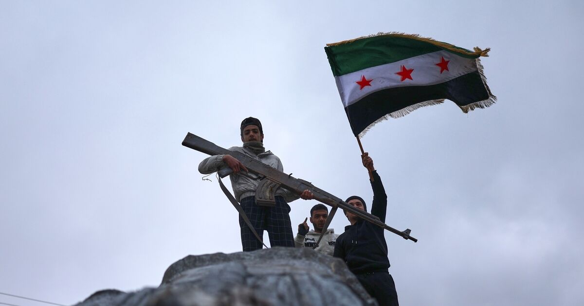 Syrian military accuses Kurdish forces of allowing IS-linked detainees to escape