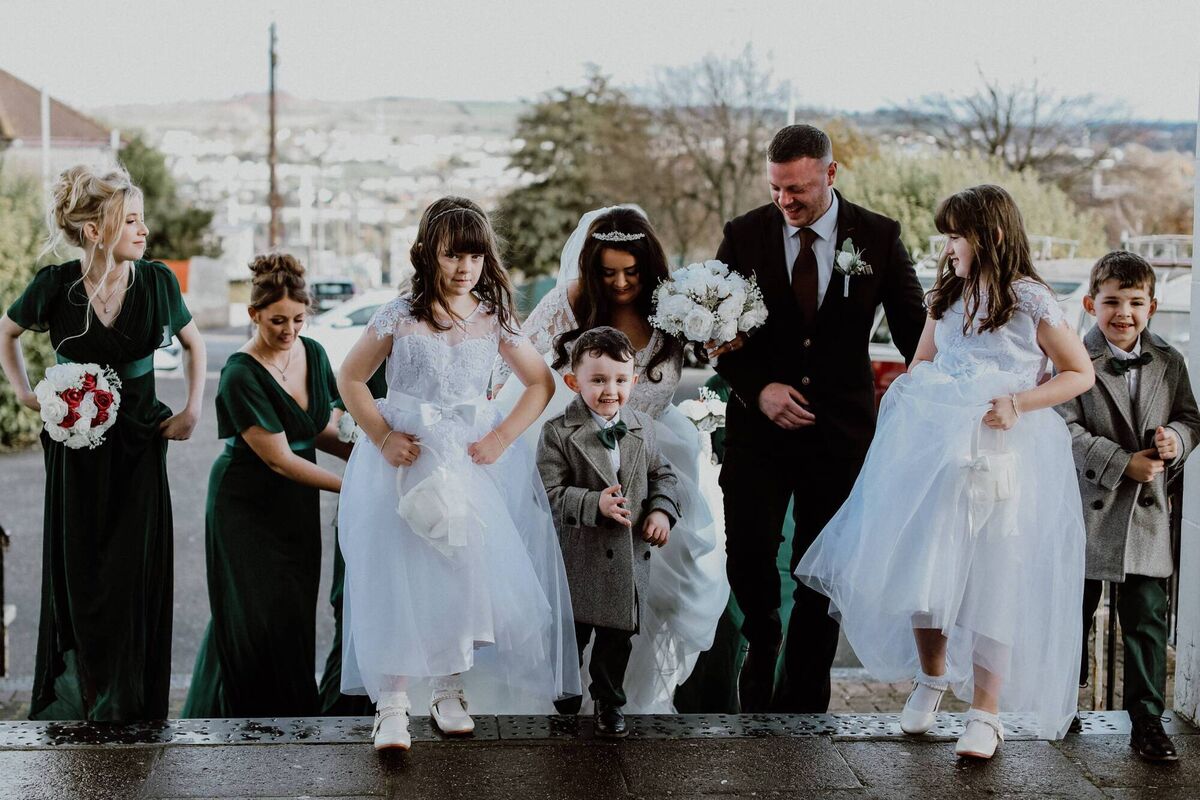 Grace O'Brien and with her bridal party. Pictures: Ray Terry Photography 