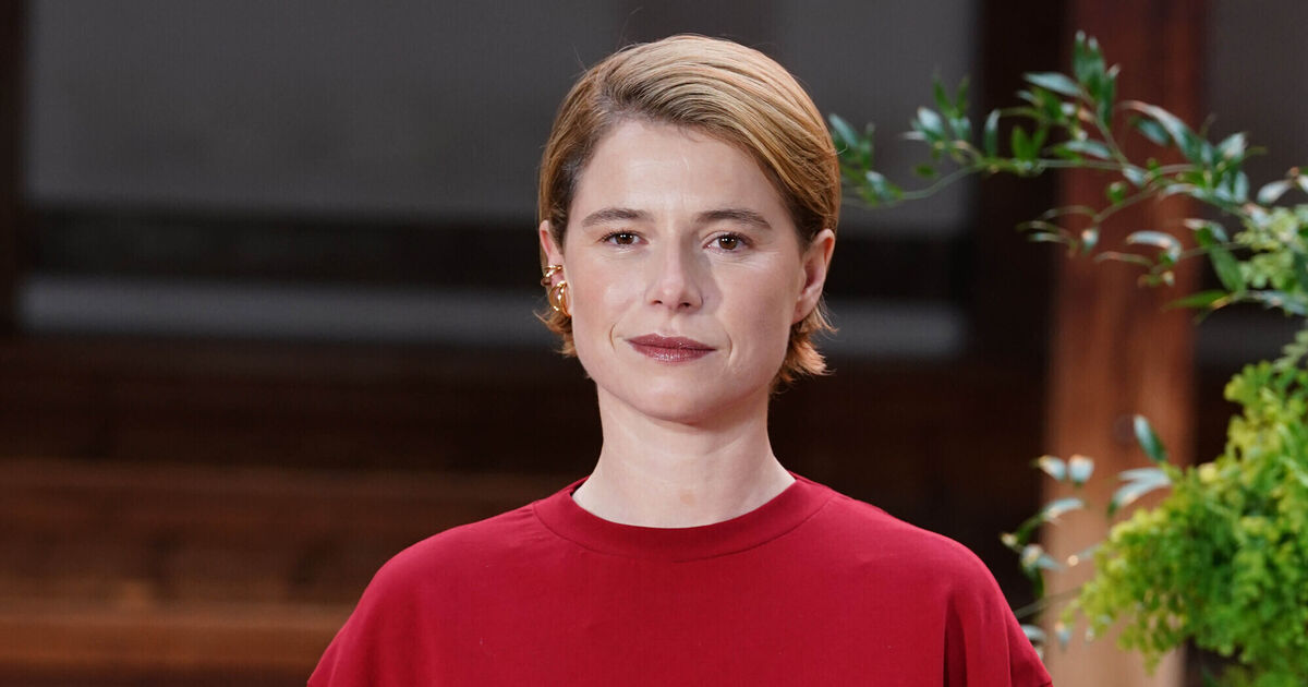 Jessie Buckley ‘honoured’ by Oscar nomination and addresses Paul Mescal ...
