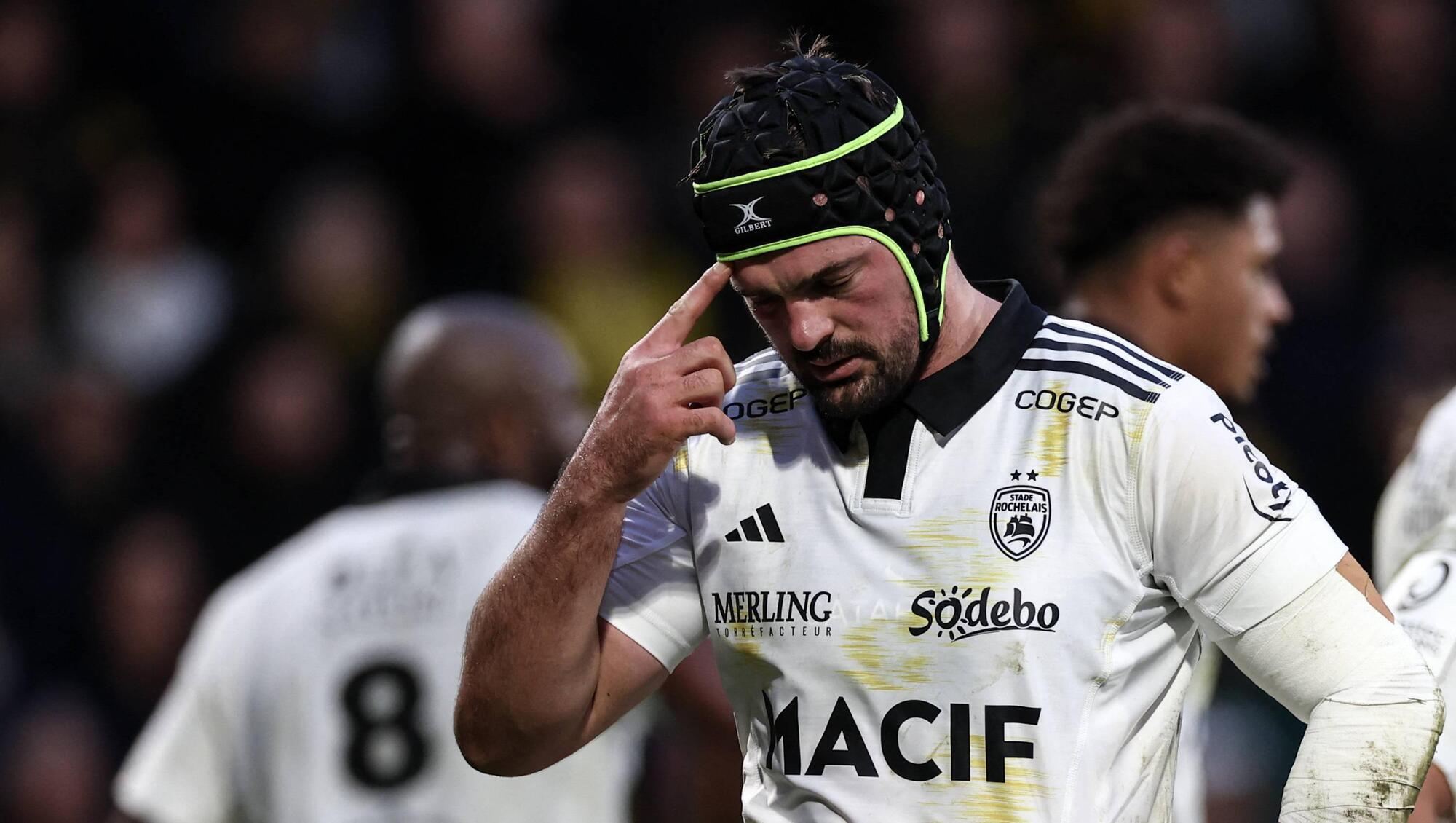 Ronan O'Gara: Punched in the nose, left sitting on our backsides