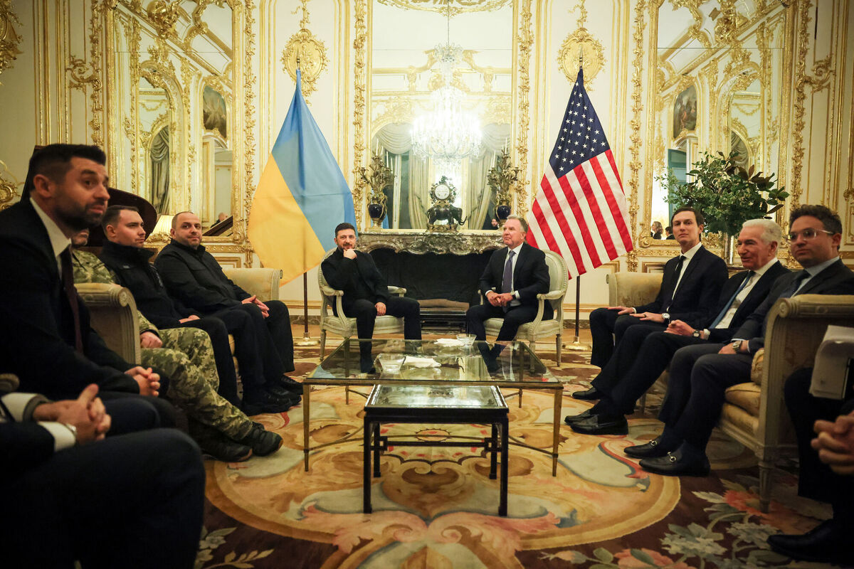 Ukraine's President Volodymyr Zelenskyy, center left, poses with US ambassador to France Charles Kushner, center right, before their talks at the US ambassador residence in Paris, France, Tuesday, Jan. 6, 2026. Third right is Jared Kushner. Picture: AP Photo/Thomas Padilla