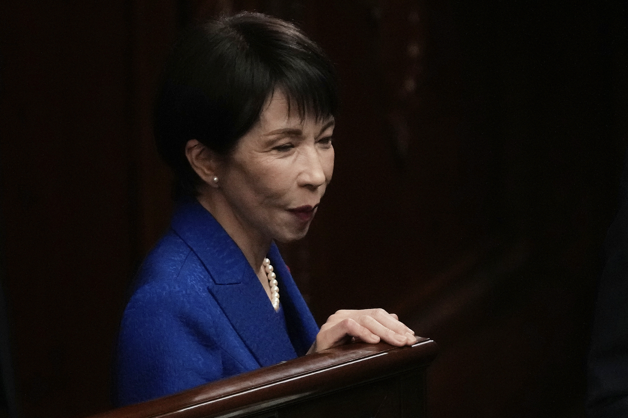 Japanese leader sets up snap election on February 8
