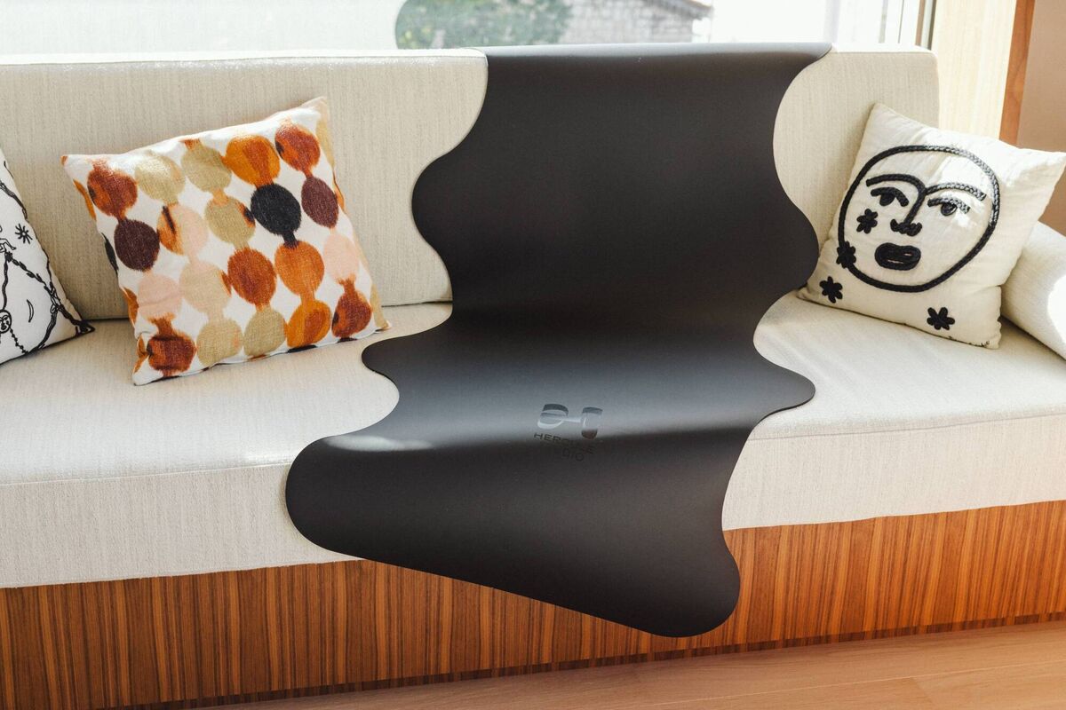 Mar yoga mat has a secure grip.