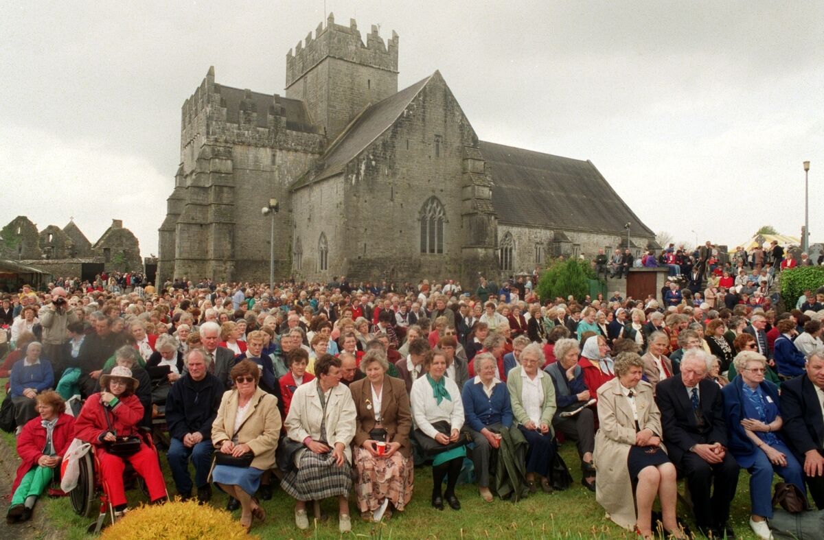 A section of the large attendance at a pilgrimage at Holycross Abbey, Co Tipperary, in 1999. Picture: Dan Linehan/Irish Examiner Archive