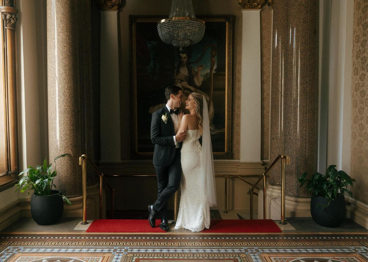 Jeanni and Greg: 'After the ceremony, while our friends and families went on to the hotel, we had our photos done. We went down to Trinity College and also had a few photos taken in the College Green Hotel.'
