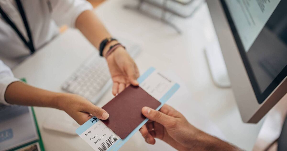 Booking a holiday? Here's how to avoid scam websites, lost deposits and missed flights