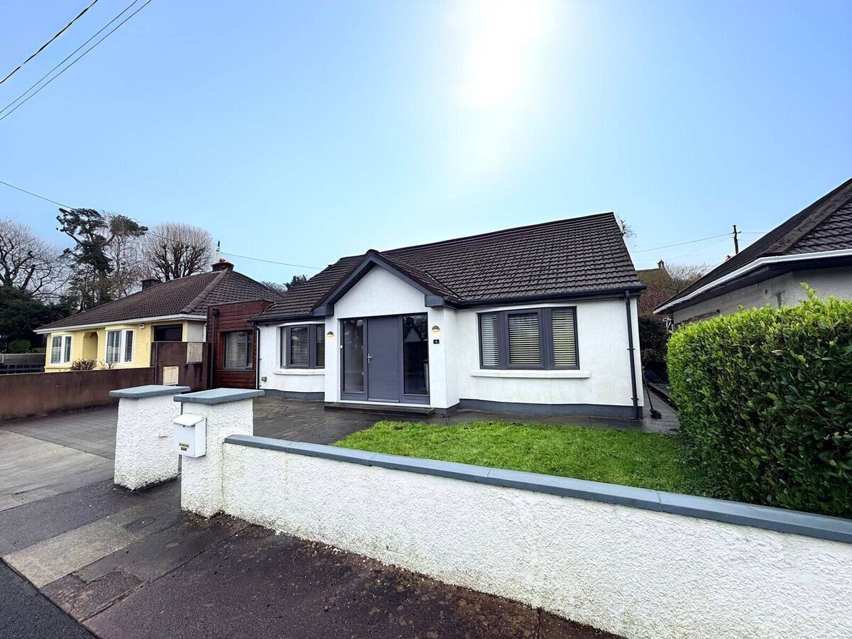 4 Beechwood Drive, Boreenmanna Road