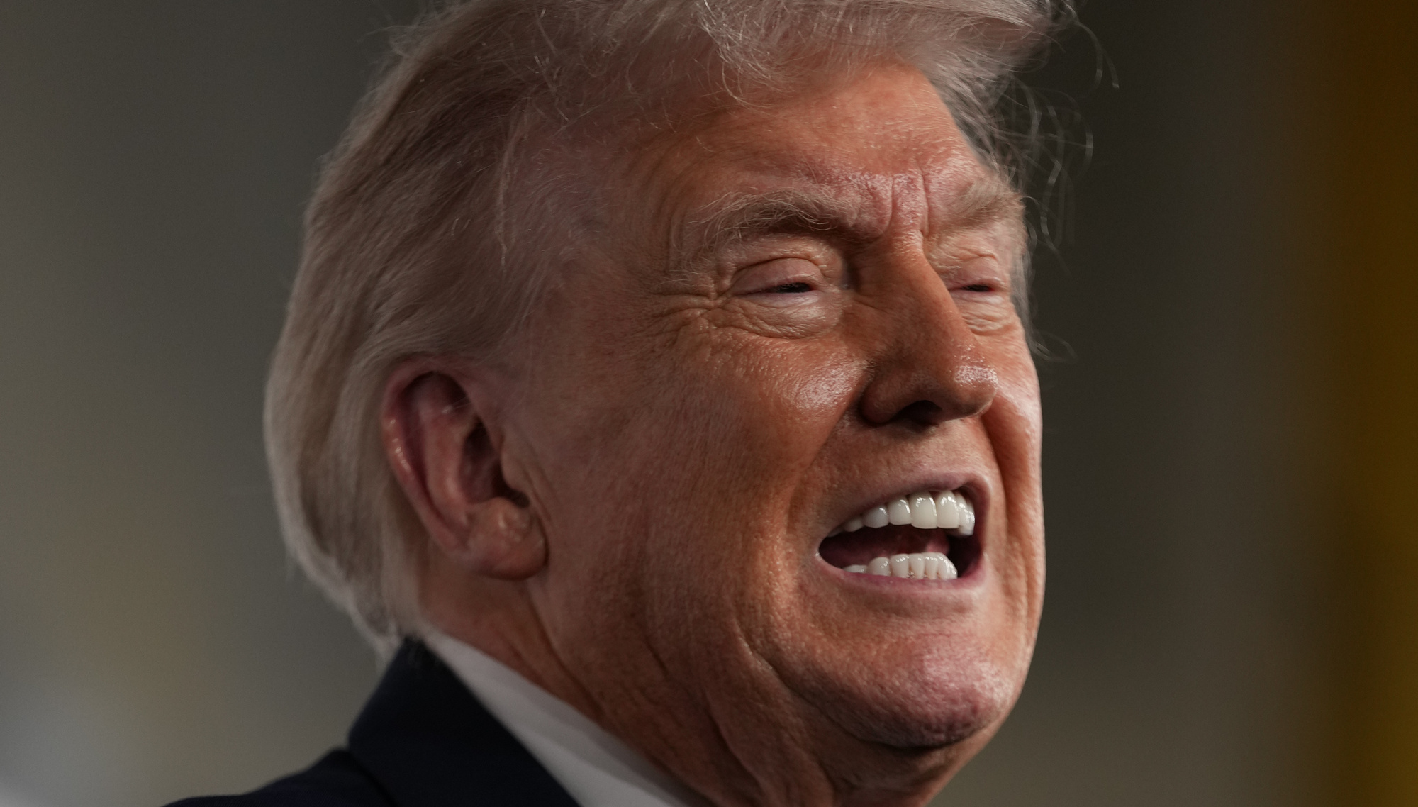 Trump threatens Canada with 50% tariff on aircraft sold in US