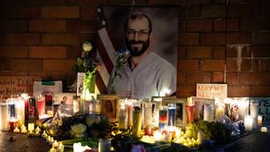 A makeshift memorial for Alex Pretti in New York (Yuki Iwamura/AP)
