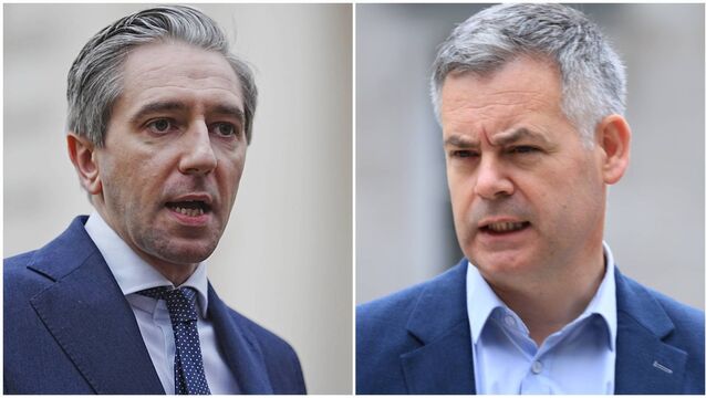 <p>Tánaiste Simon Harris and Sinn Féin finance spokesperson Pearse Doherty. Pictures: Brian Lawless/PA/Stephen Collins/Collins Photos</p>