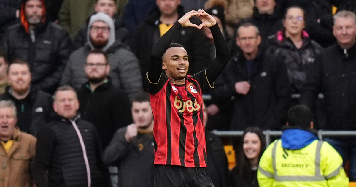 Junior Kroupi and Alex Scott give Bournemouth hard-fought win at Wolves