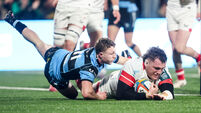Inpho Angus Bell scores a try despite Tom Bowen 31/1/2026