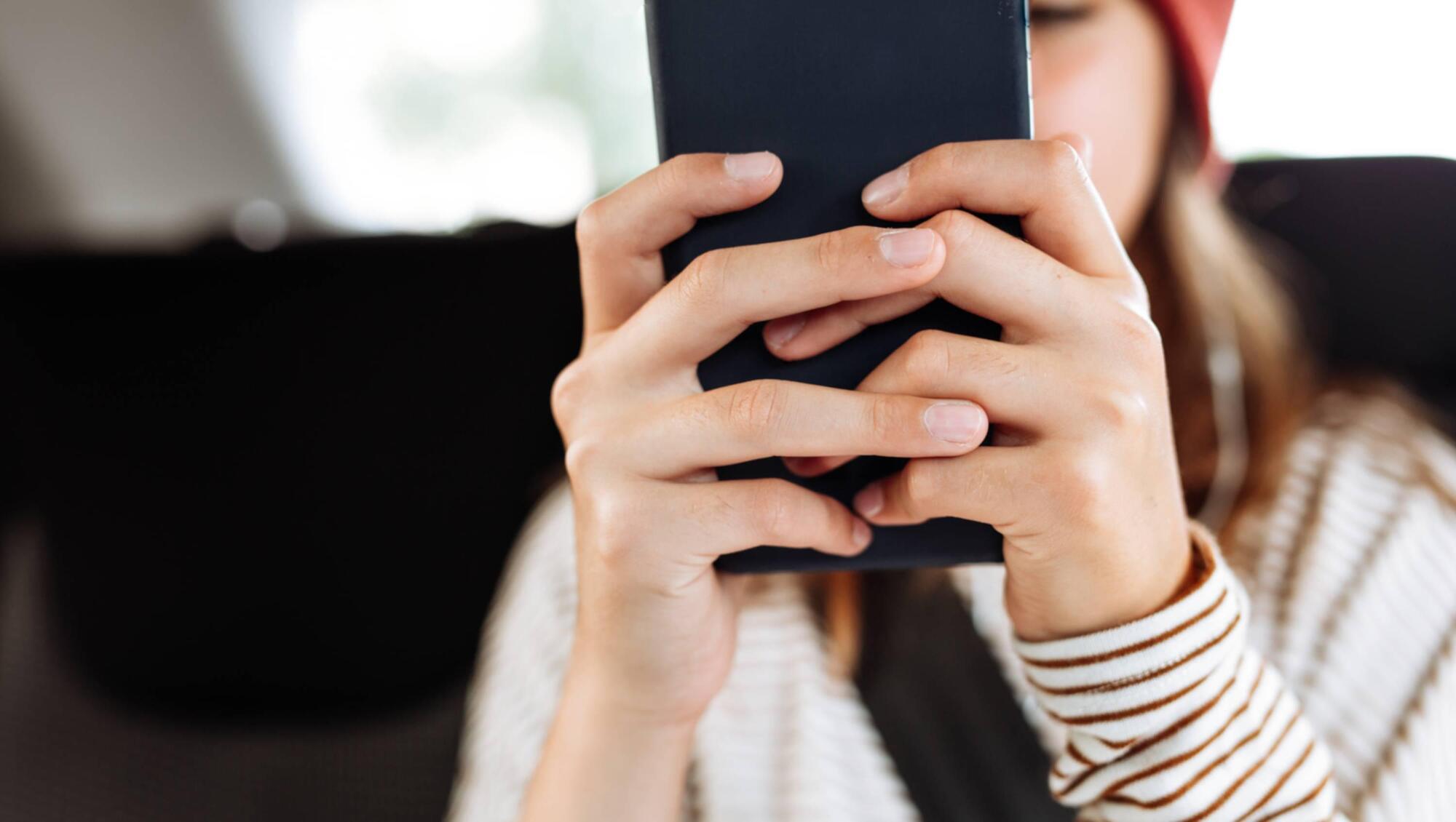 Spain the latest country to ban access to social media for under-16s
