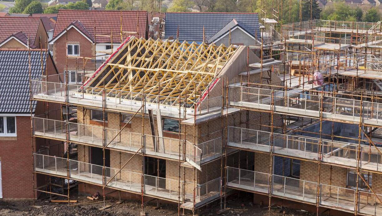 More judges needed to help cut red tape in planning cases, minister told 