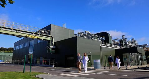 Eli Lilly sees surging sales in contrast to obesity rival Novo