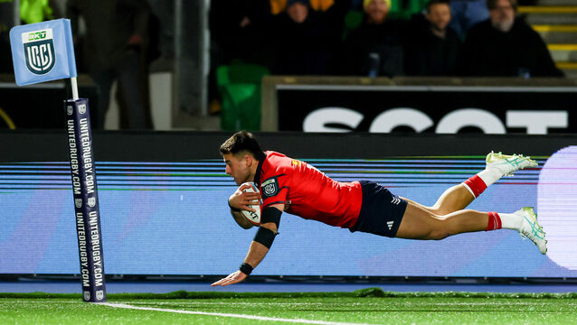 <p>Munster's Dan Kelly scores a try. Pic: Paul Currie/Inpho</p>