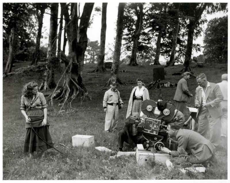 Maureen O'Hara being filmed for The Quiet Man Maureen O'Hara being filmed for The Quiet Man