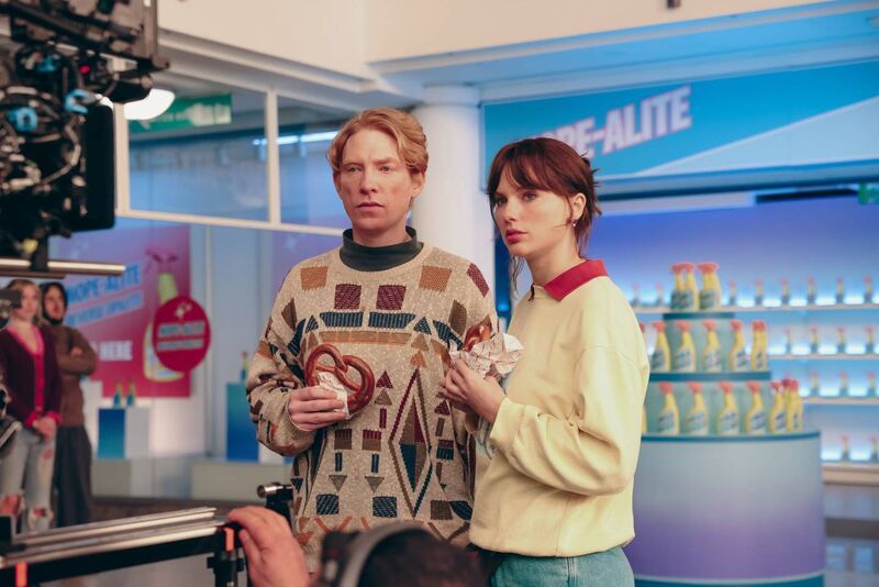 Domhnall Gleeson and Taylor Swift in the Opalite music video.