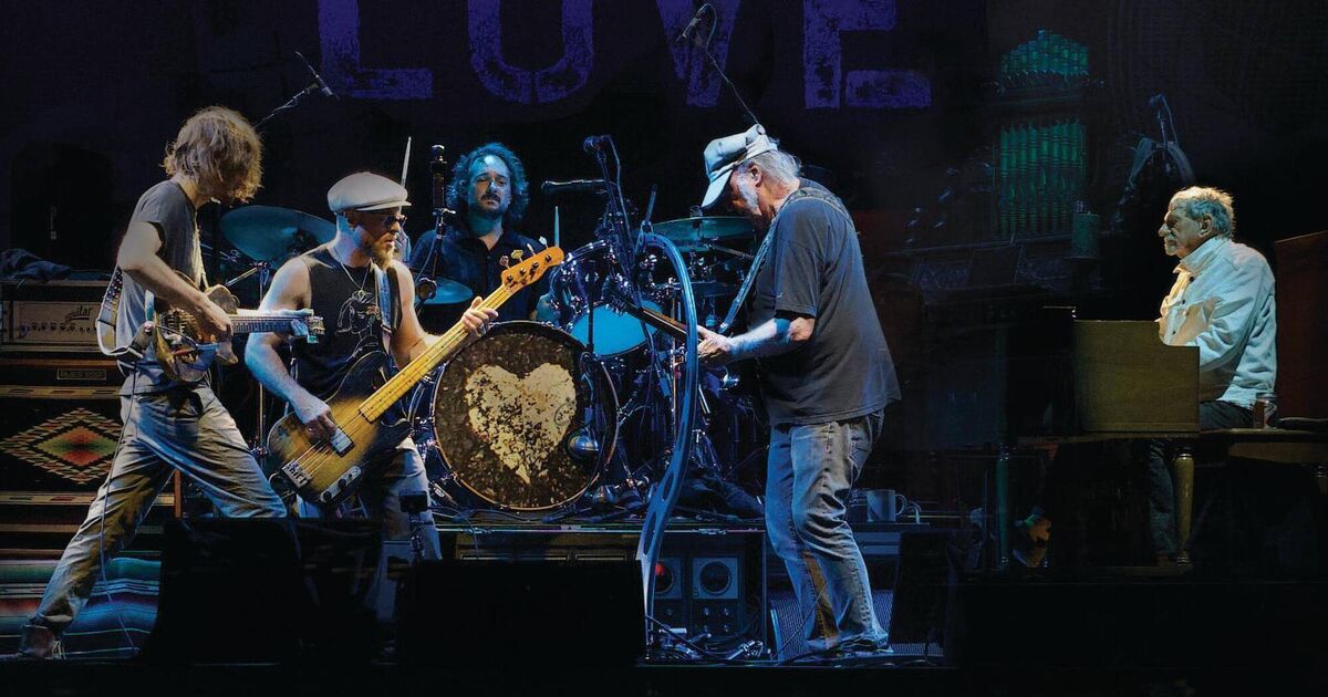 Neil Young cancels entire European tour including Cork date