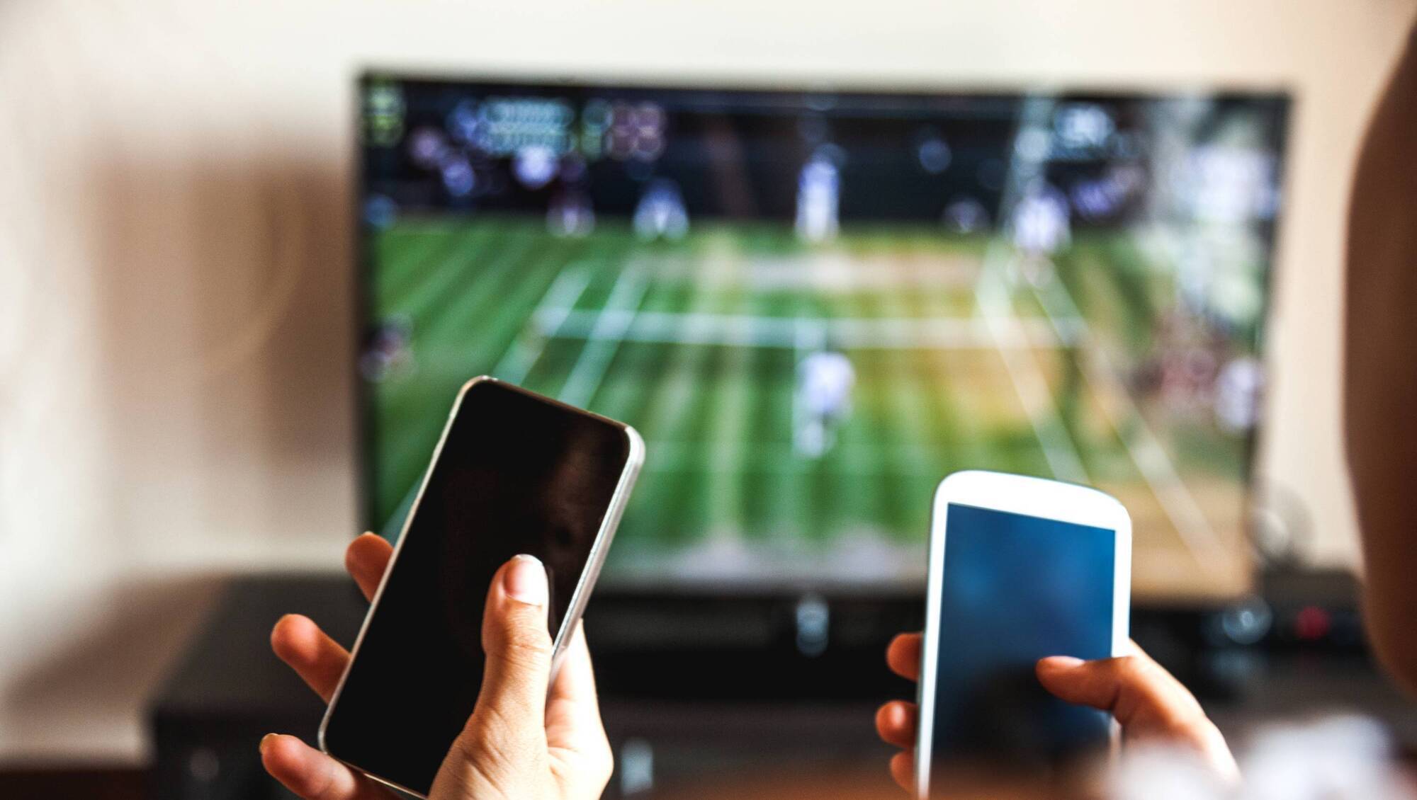 Dodgy boxes crackdown: Hundreds of illegal TV streaming accounts shut down by gardaí