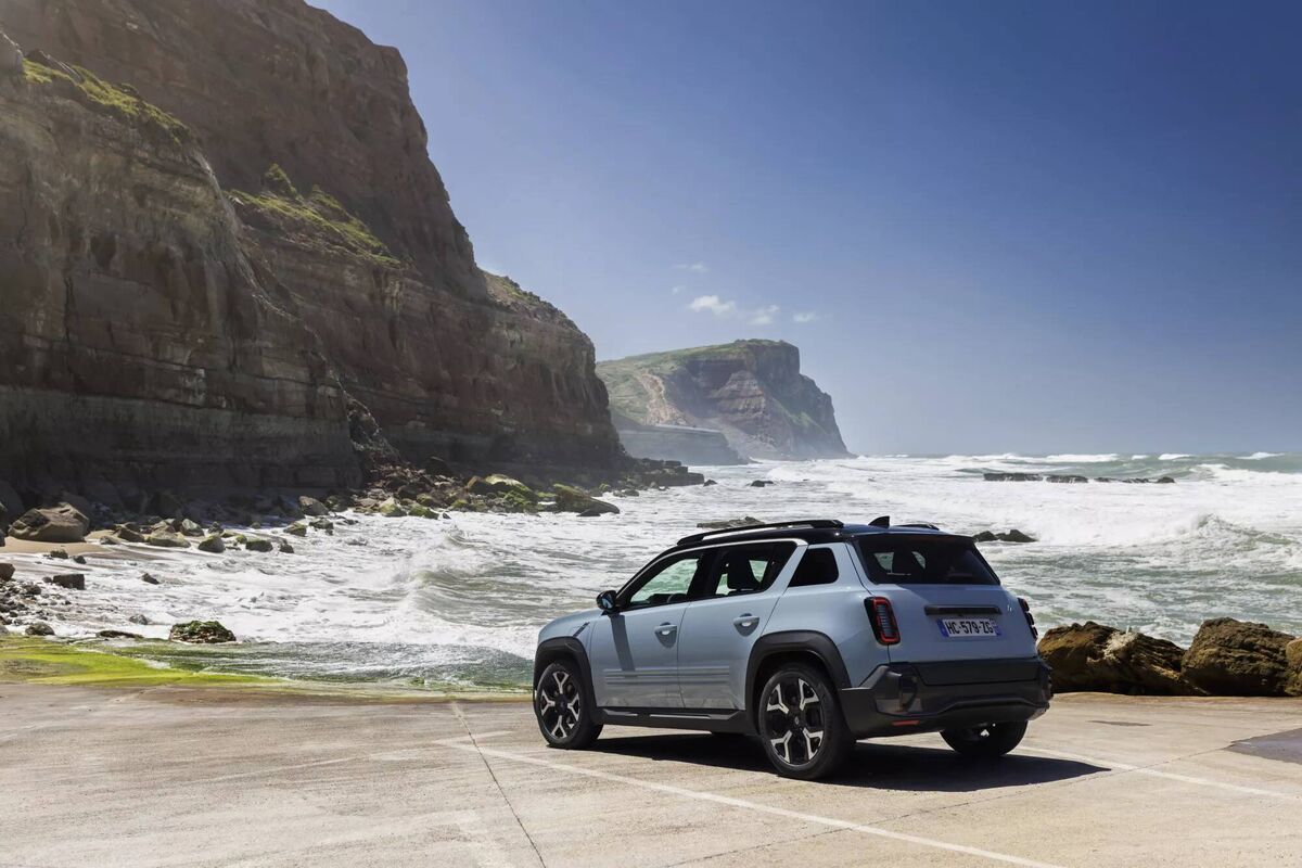 Nostalgia meets know-how in Renault’s superb new R4