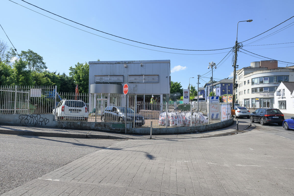 The Kelleher brothers' Bellmount Developments is working on student apartments on the former Finbarr Galvin Motors site at Victoria Cross in Cork. Picture: Dan Linehan
                    