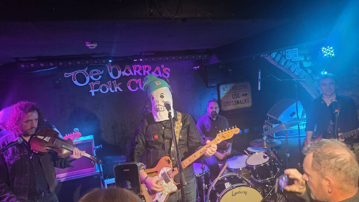 Glen Hansard and The Frames on stage in DeBarra's, Clonakilty. Picture: Esther McCarthy 