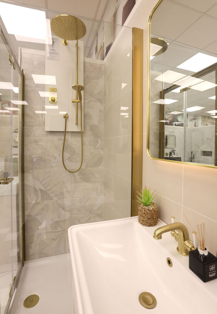  Phase Ivory Suite.