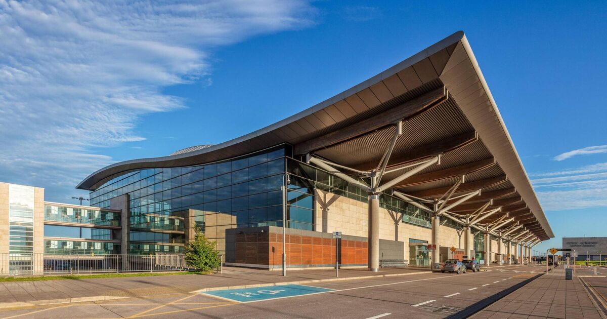 Staff shortages in air traffic control led to closure of Cork's airspace